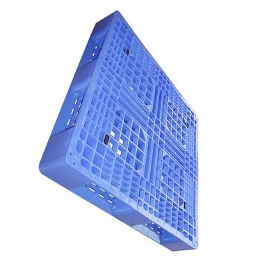 Solo almacenamiento plástico reciclable hecho frente 40x40 de las plataformas del PE resistente