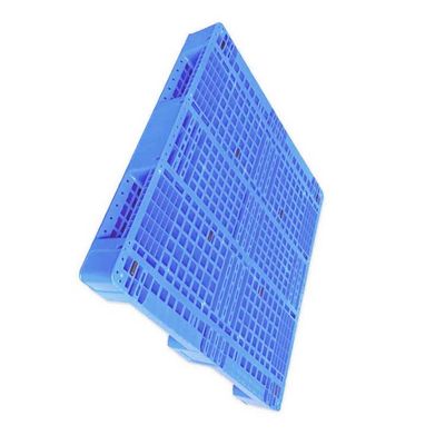 plataforma plástica apilable azul de 43.3X43.3' 5000Kg PE para el almacenamiento de la logística