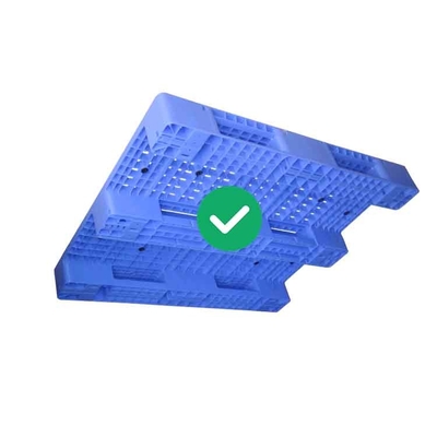 La plataforma plástica 1300x1100 5000Kg del HDPE ergonómico carga la dirección cómoda