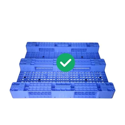Carga de parásitos atmosféricos resistente plástica de la plataforma 1300x1100 5000Kg del HDPE